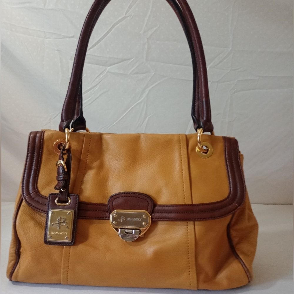 B Makosky Leather Handbag